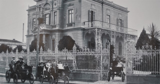 O edifício-sede foi construído entre 1890 e 1894 e foi residência de Henrique Santos Dumont, irmão do aviador Alberto Santos Dumont e um dos homens mais ricos do Brasil na época. Foto: Acervo do Museu.