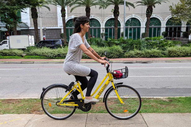 O serviço deverá oferecer bicicletas em locais espalhados por toda a cidade. Foto: Divulgação/Yellow)