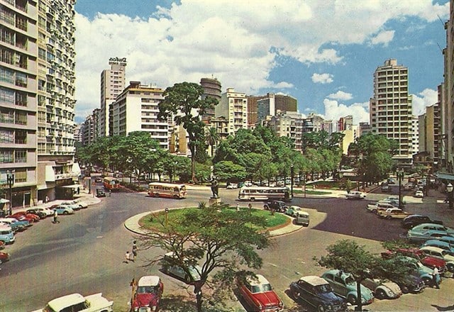 O nome, Largo do Arouche é uma homenagem à José Arouche de Toledo Rendon, nascido em São Paulo no ano de 1756. Foto: São Paulo Antiga.