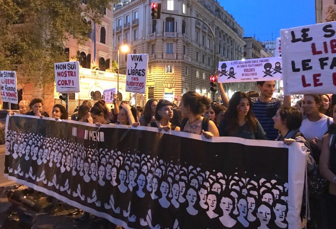 Manifestantes em Roma. Foto: Claudia Torrisi. 