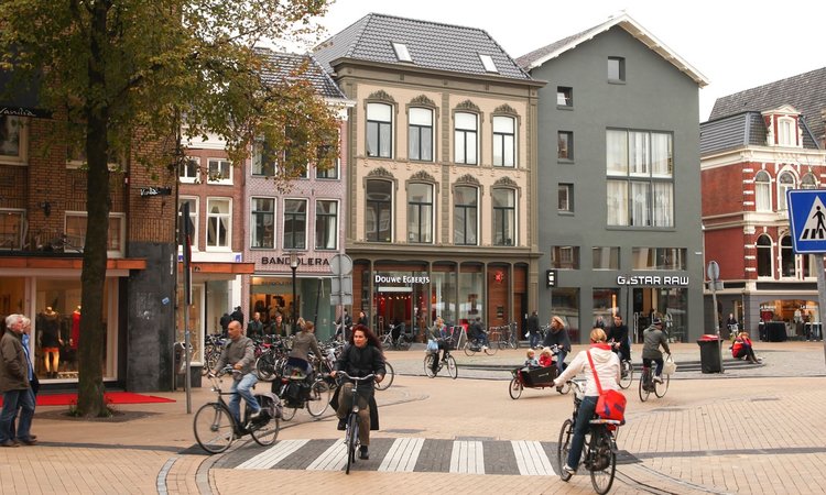 O centro da cidade é um ambiente agradável e atrativo para caminhadas e bicicletas. Foto:The Guardian
