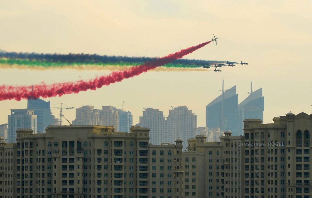 Show aéreo em Dubai, a mais agitada dentre as cidades do Oriente Médio. Foto: Rogel Tura.