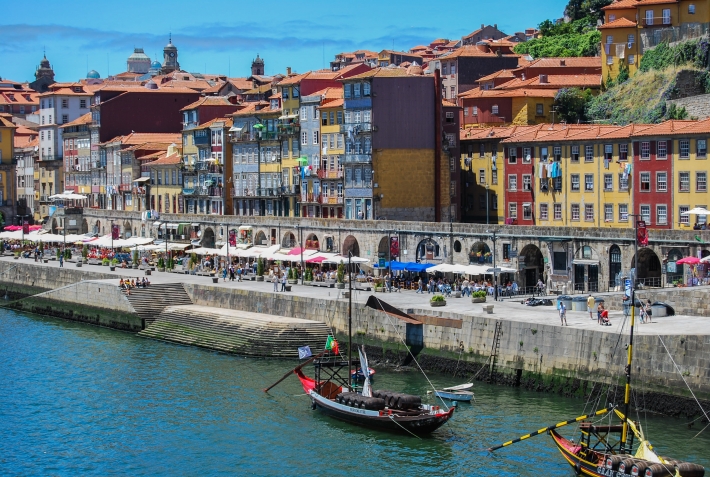 A cidade do Porto chega pela primeira vez no Top 100 e ainda deve crescer. Foto Hector Rivas / Unsplash. 