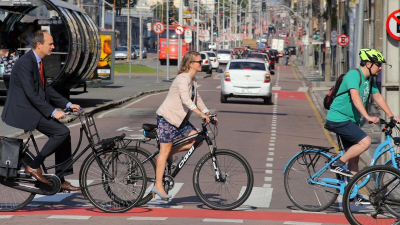 A proposta da Prefeitura para a primeira etapa do plano, com início neste ano, é ampliar em quase 14% a estrutura cicloviária da cidade. Foto: Cesar Brustolin/SMCS.