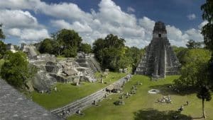 Construção Maia em Tikal na Guatemala. Foto:Wikimedia Commons / Shark.