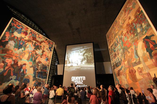 Exposição dos painéis de Portinari (produzidos entre 1952 e 1956 para a sede da ONU em Nova York) ocupou o Memorial da América Latina. Foto: Divulgação.