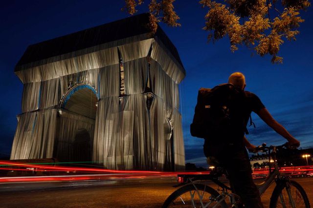 O projeto de Christo e Jeanne-Claude foi aberto ao público em 18 de setembro último. Fotógrafo: Geoffroy Van der Hasselt / AFP.